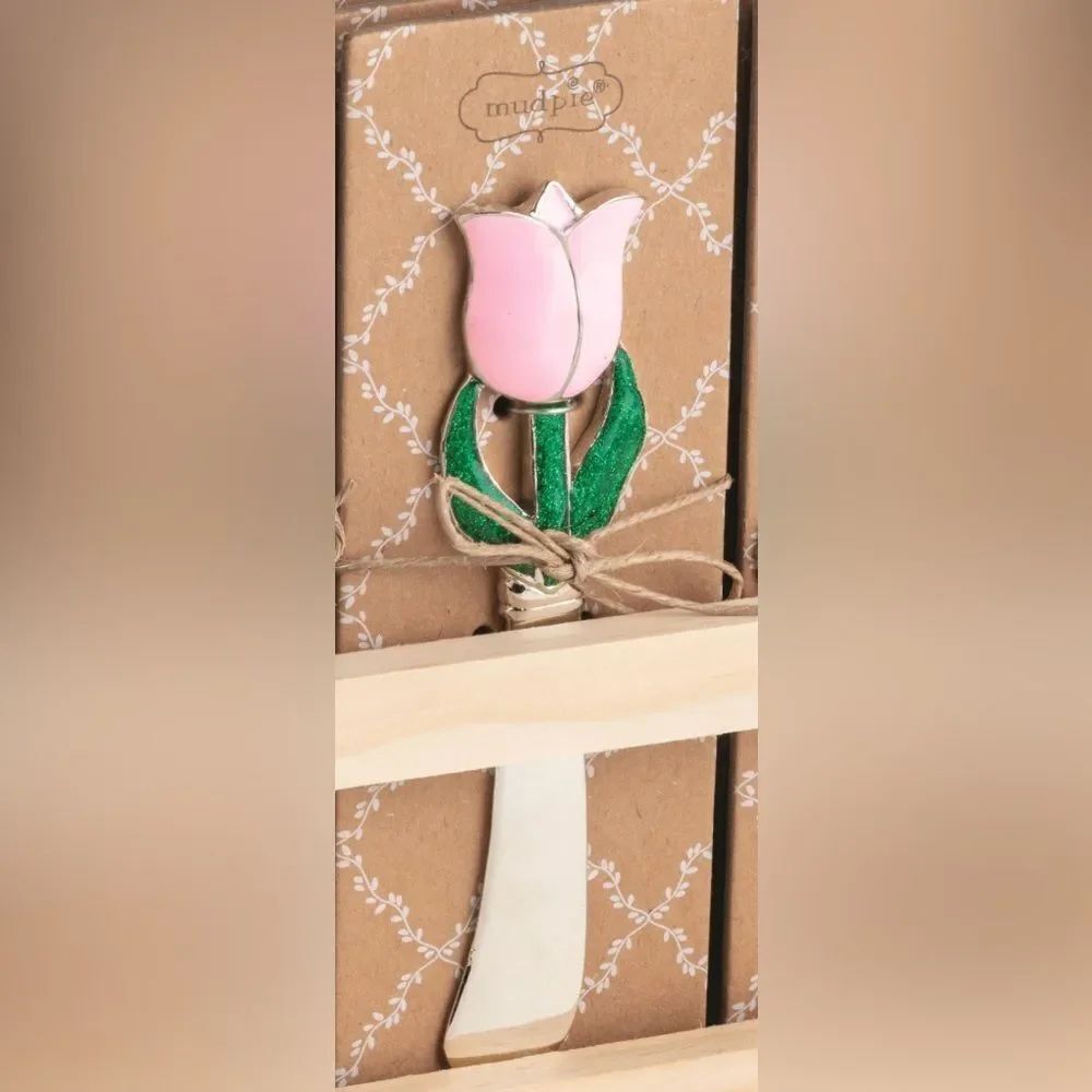 New Mud Pie Garden Tulip Spreader
